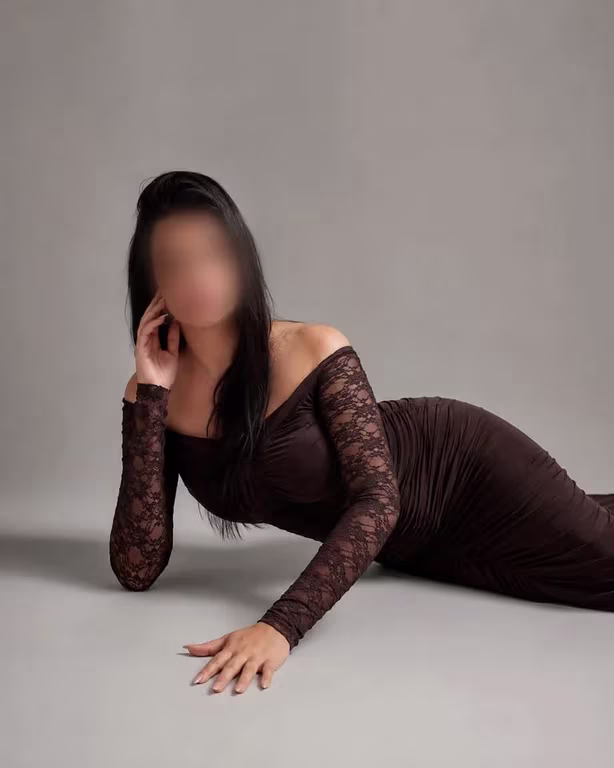Letícia Lopes MASSAGISTA SENSUALIDADE E BEM ESTAR Massagem nuru