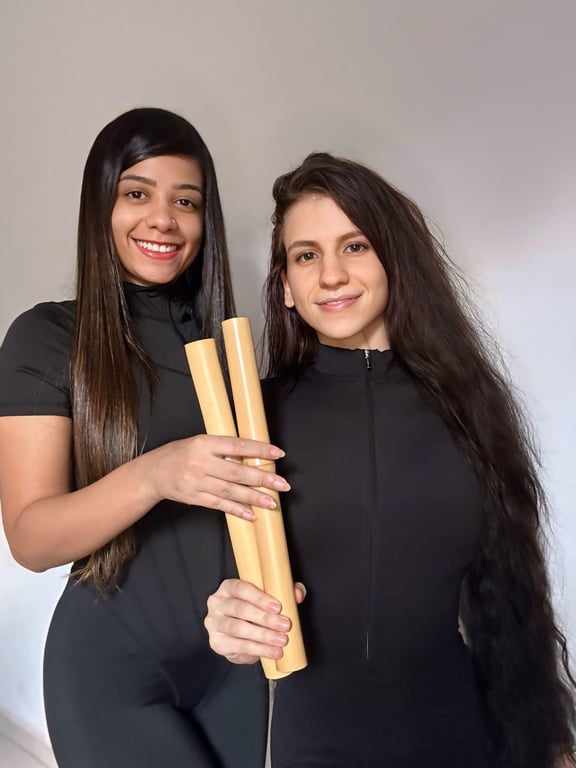 Massagem Terapêutica 4 Mãos – Dupla Sinergia para Relaxamento Profundo