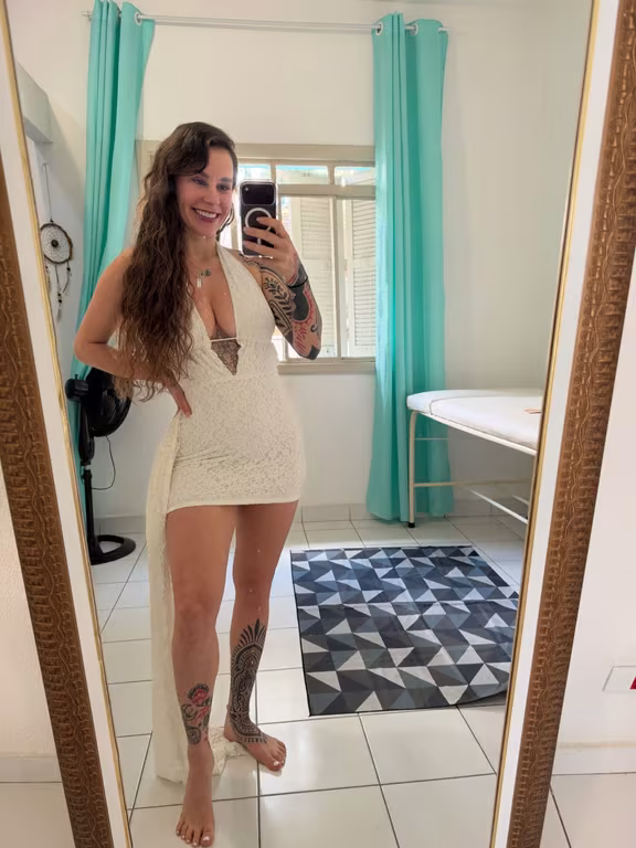 Pam | Terapeuta Tântrica e Massoterapeuta Profissional Massagem sensual