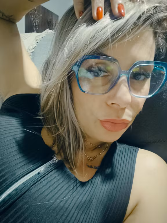 Geovana Massoterapeuta e Terapeuta ! CLIQUE E SAIBA