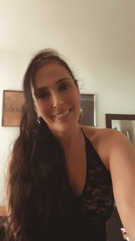 Carol Matta | Você nunca sentiu seu corpo assim Massagem sensual em