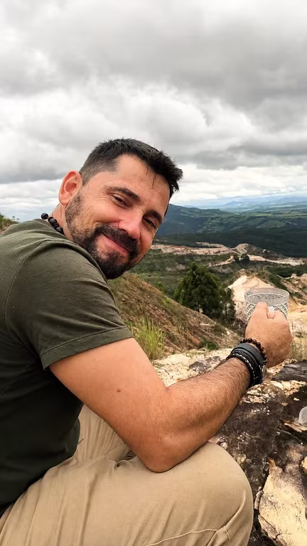 Não é uma simples massagem... É Nêmesis o toque sem julgamentos! Massagem em