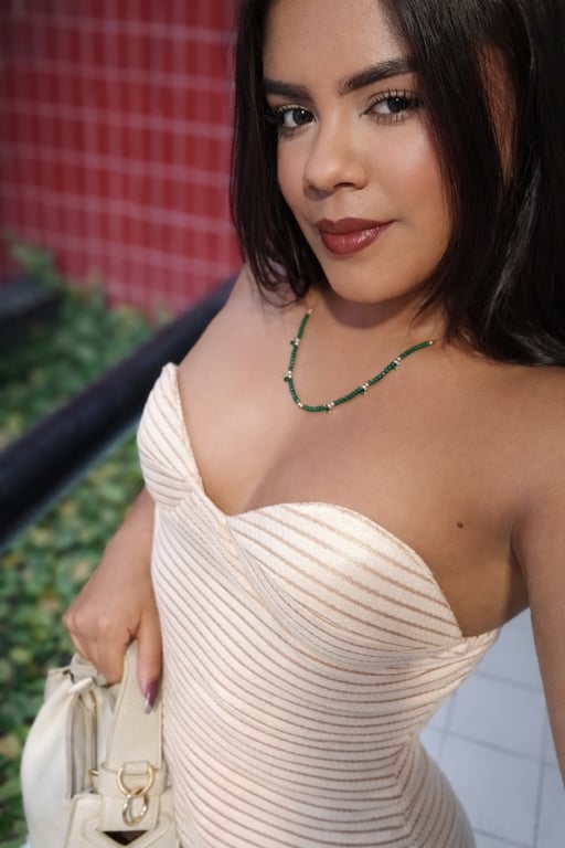 Tainá de Melo – A Arte do Toque que Desperta Seus Sentidos Massagem tântrica em