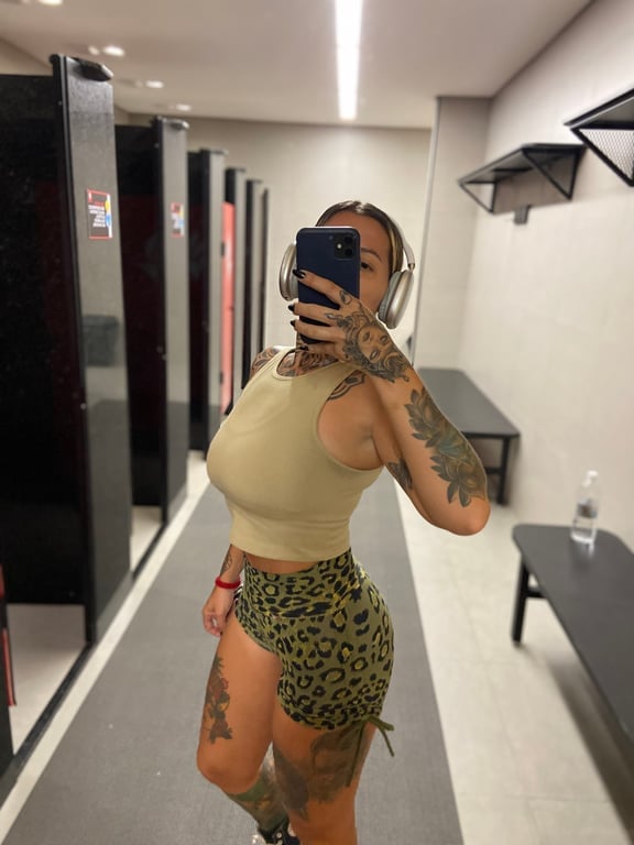 Deva — Vivências Corporais com Presença e Intensidade Massagem Deva — Vivências Corporais com Presença e Intensidade Massagem