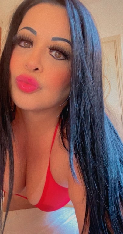 terapeuta Camily - Massagem Relaxante e Nuru Mix Camily - Massagem Relaxante e Nuru Mix