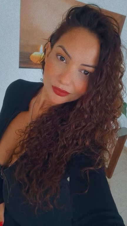 Gabi massagem sensual e e depilação da vila Mariana