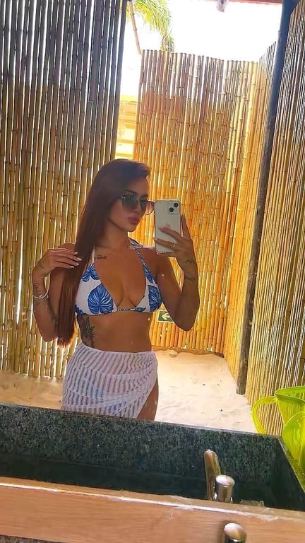 Ana Carolline - Massagem Relaxante, Tântrica e Sensual 