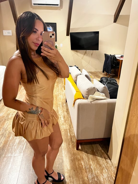 Isabella Duarte | massagista mãos de fada. Massagem sensual
