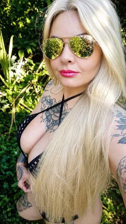 Alice Brandão Loira deliciosa Massagem e finalização Massagem tântrica em