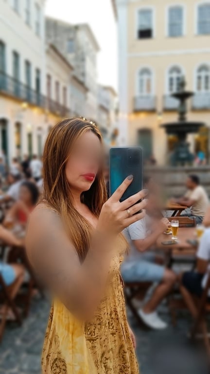 Sou Ruby Terapeuta especializada em massagem terapêutica e sensual.