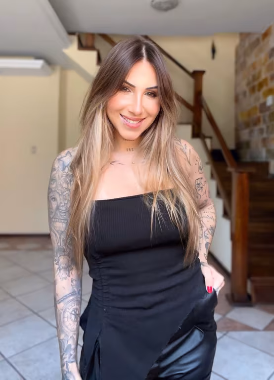 Dayana Especialista em massagens sensoriais Massagem nuru em
