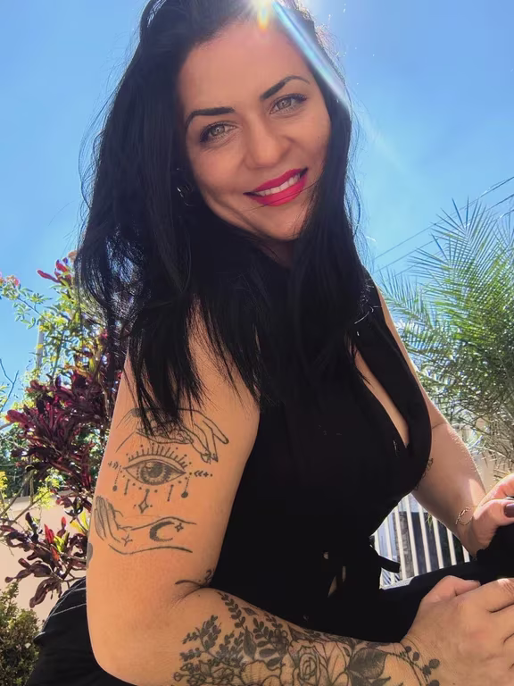 Lua Massagens relaxantes e Tântrica Massagem nuru