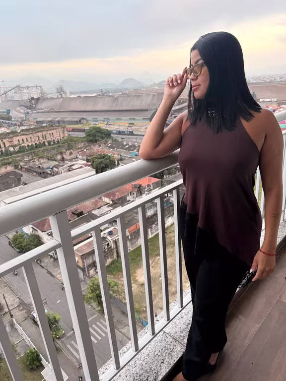Golden essence Raquel Pereira