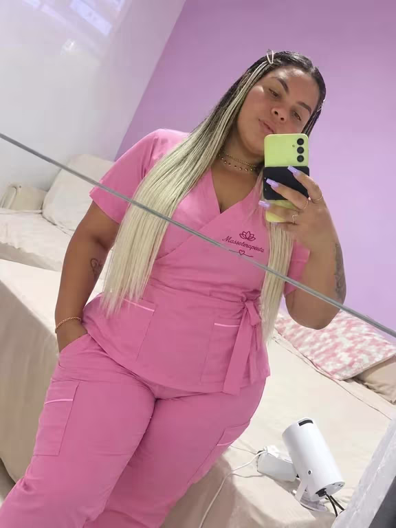 Yumi akira massagens personalizadas para melhor lhes atender...