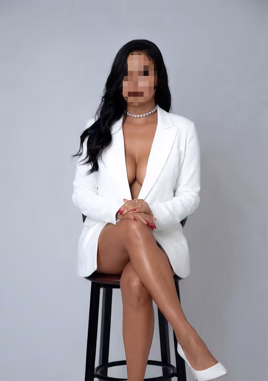 Bel Lins | Massagem Sensual e Relaxante com Toque Especial 24Hs