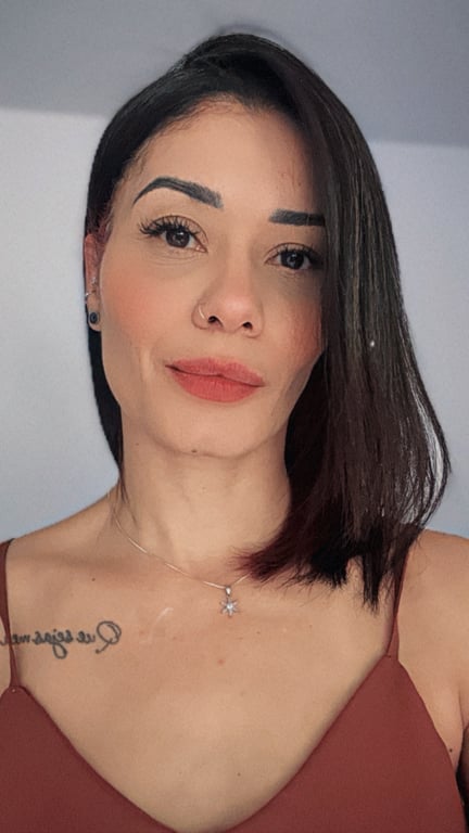 Akemi- especialidade em massagem Nuru oriental , tantrica, desportiva 