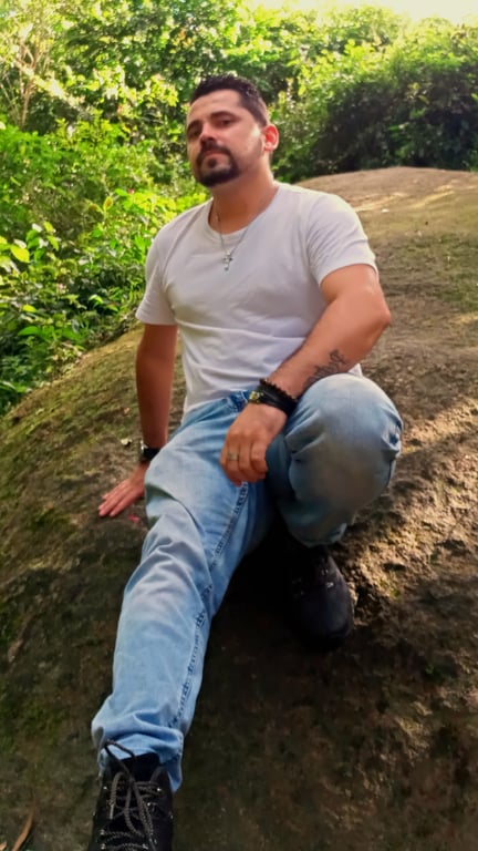 Não é uma simples massagem... É Nêmesis! Um momento especial pra você! Massagem em