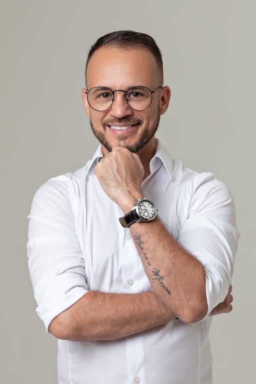 Jivan Pramod Terapeuta Tântrico