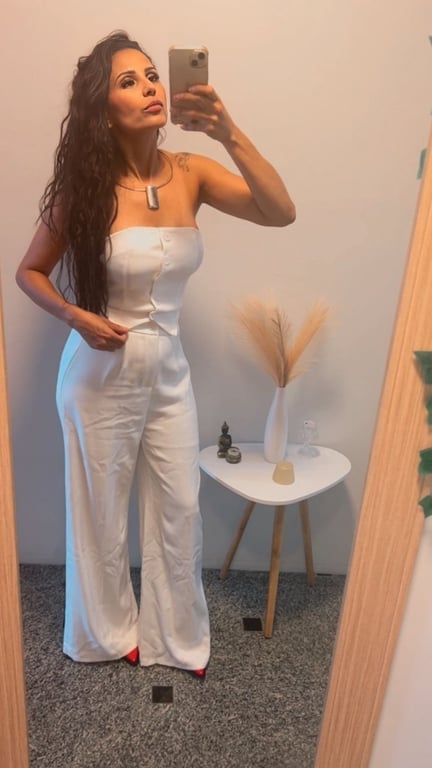 Rosângela matos- mix de massagem sensual e depiladora!