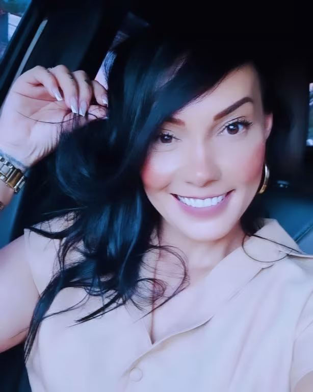Nina Massoterapeuta Sensual Massagista