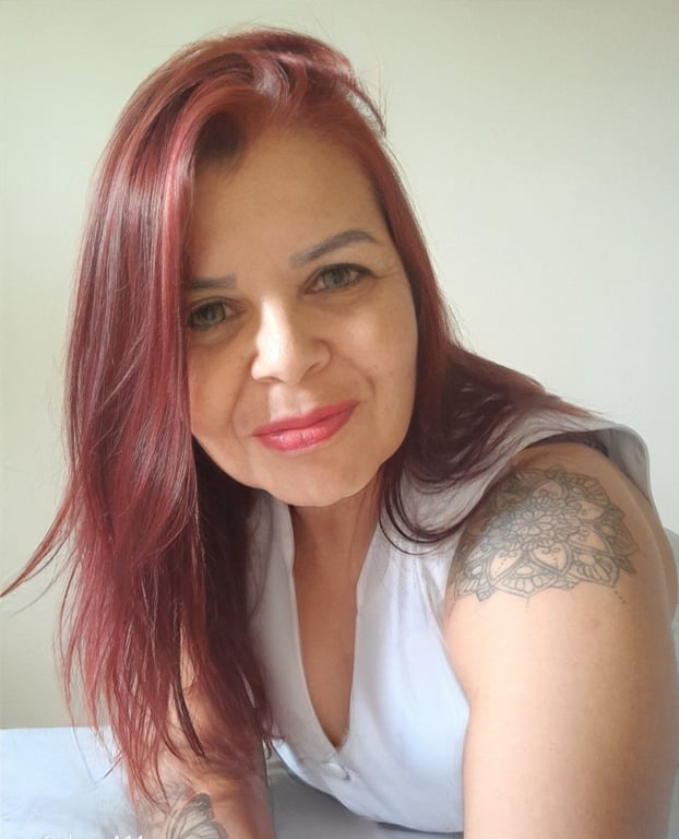 Espaço Vivência. Toque que acalma.Cuidado que transforma 