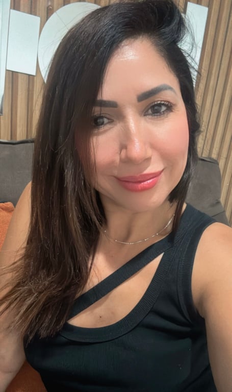 Seu momento de relaxamento começa aqui. Massagem