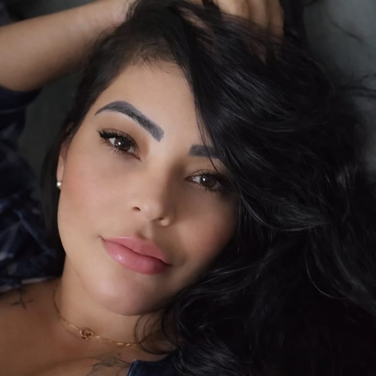 TERAPEUTA CORPORAL / YOGA MASSAGEM AYUVÉDICA/ MASSAGEM RELAXANTE