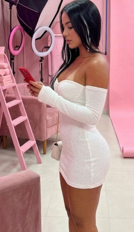 Yasmim Paraguaia recém chegada no Brasil 