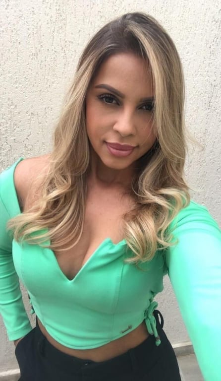 Jade Massagista Nuru – Sensualidade, Relaxamento e Prazer no Brooklin Massagem tântrica em