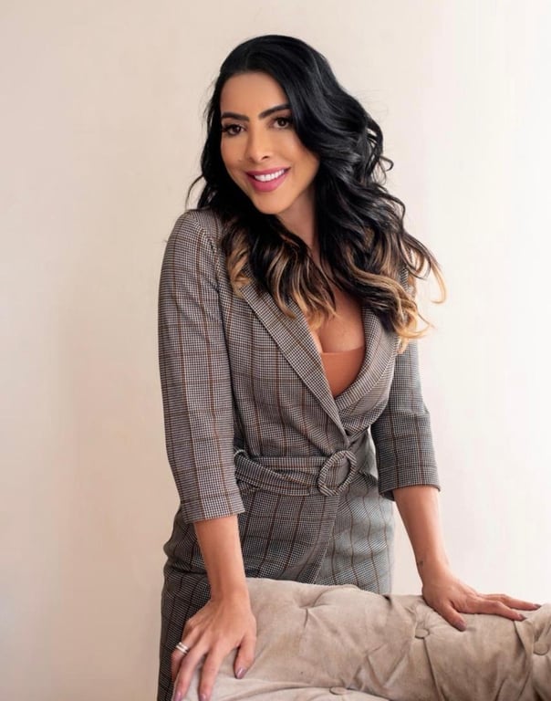 VanNaj terapeuta especialista TÂNTRICA e NURU Massagem nuru em