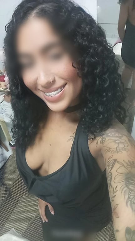 Lara Silva - Nova na cidade. Curta temporada!