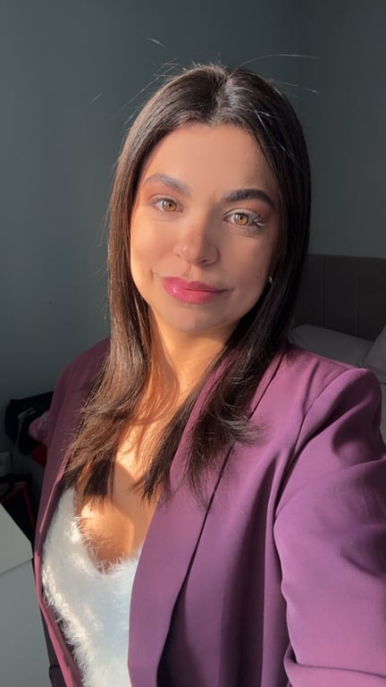 terapeuta Lari Machado Massagem Tântrica e Nuru Lari Machado Massagem Tântrica e Nuru