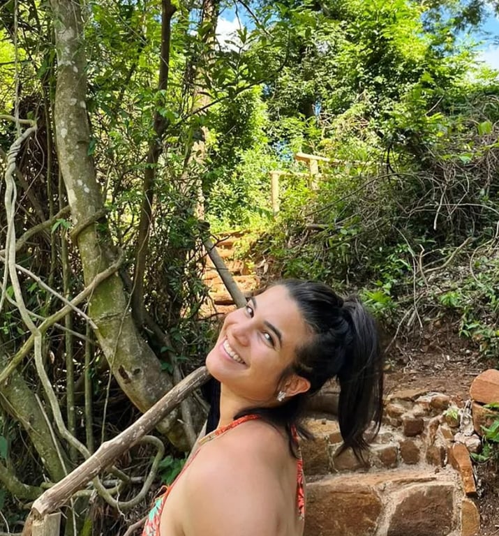 Rafaela Nery - Sua energia merece ser cuidada. 