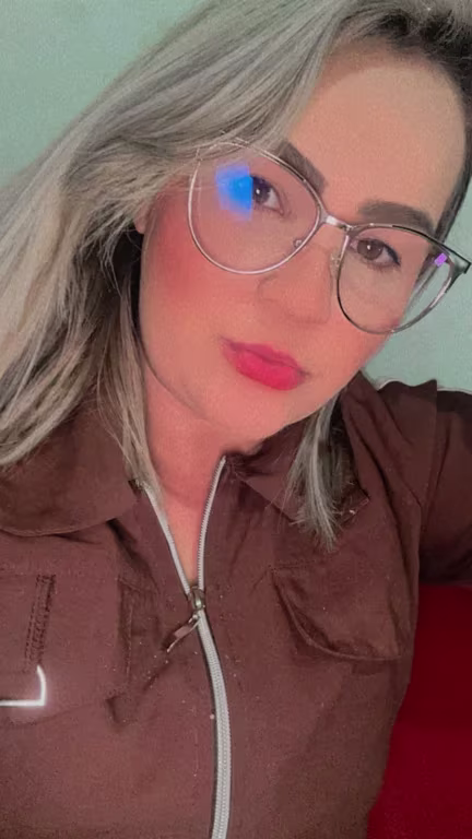 Penelope charmosa Massotrapeuta Massagem Tantrica e Noru Massagem tântrica em