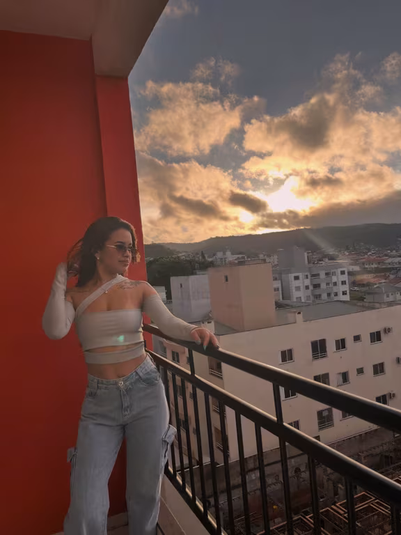 Isabelly Massagista Mãos de Fada | Top Massagem Tântrica Massagem sensual em