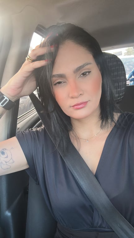 Thalyta | Massagem Tântrica, Nuru e Relaxante – Uma Experiência Única 