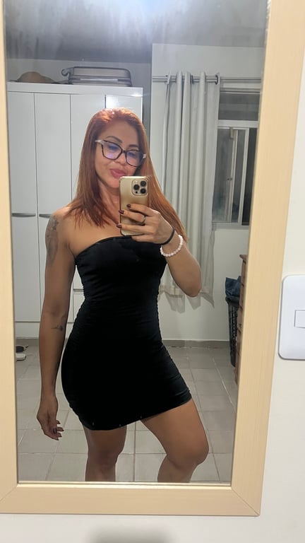 Vívian - Massoterapeuta tântrica/ Nuru prostática 