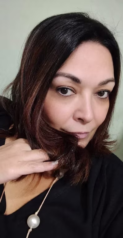Marisa Terapeuta tântrica e Massagem Nuru Massagem