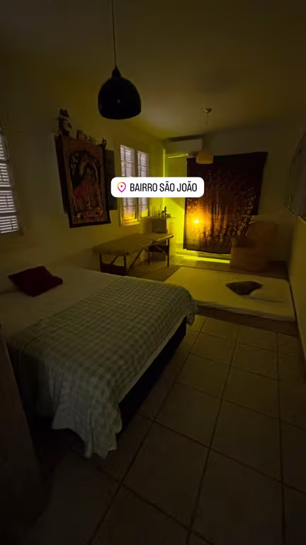 Nicole schults Especialista em massagens relaxantes, eróticas e Nuru.