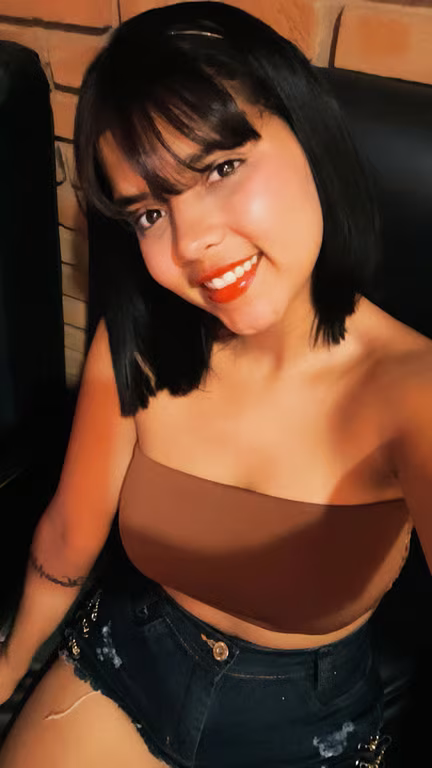 Tainá Massoterapeuta Relaxante e Sensual Massagem sensual em