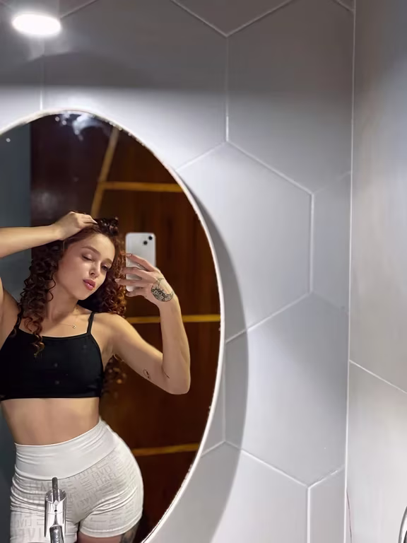 Lara Massoterapeuta * Relaxante / Tântrica/ Nuru/ Vivência Massagem