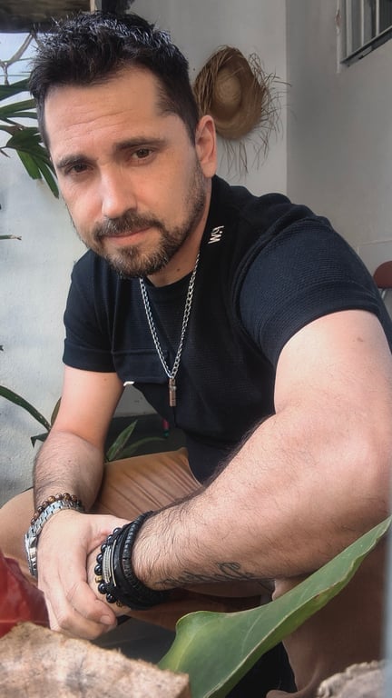 terapeuta Não é uma simples massagem... É Nêmesis! Um momento especial pra você! Não é uma simples massagem... É Nêmesis! Um momento especial pra você!