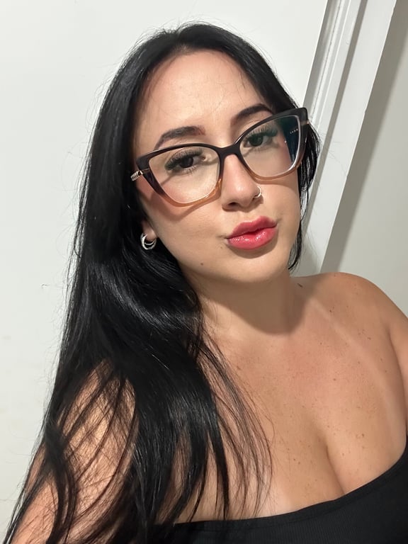 Vitória Massoterapeuta - Massagem Relaxante e Tailandesa Massagem tântrica em