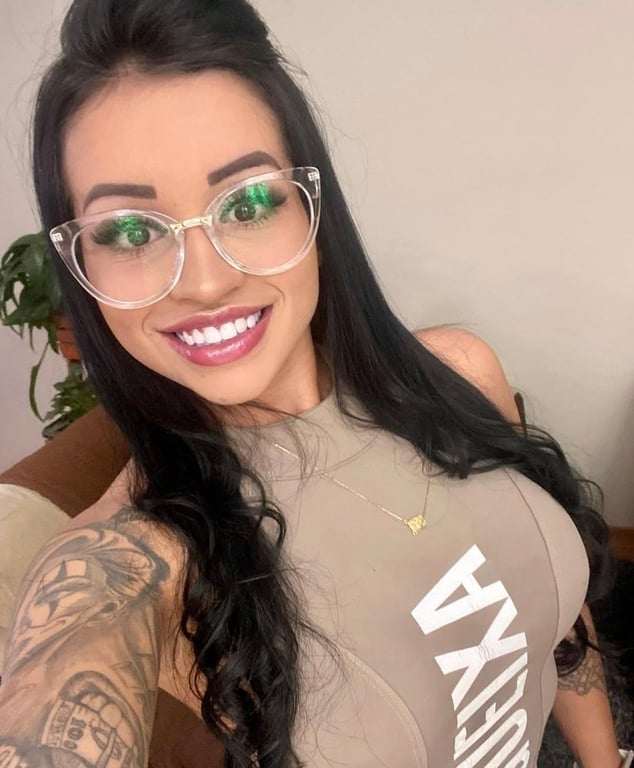 Scarllet - A arte da massagem sensual