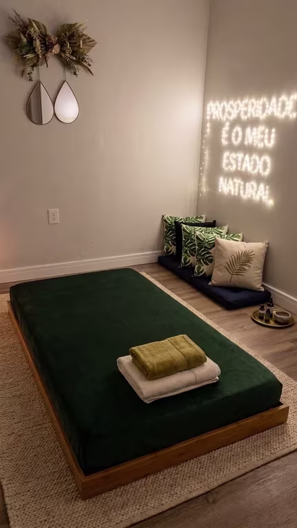 NAYRA Massagem Exclusiva para Quem Busca Prazer e Relaxamento Massagista em