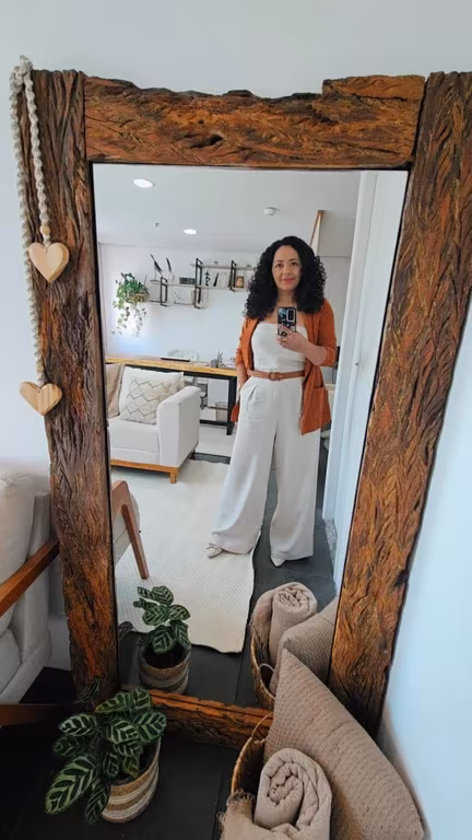 Adriana massagem Neotantrica e Relaxante Massagem em