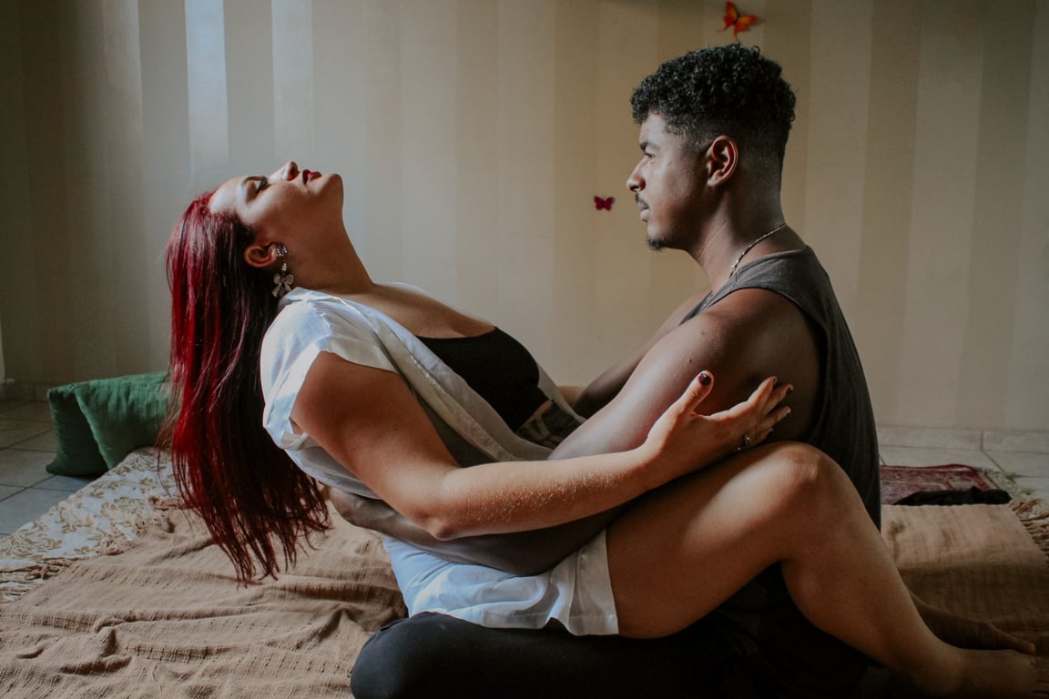 Pricila Neves Especialista Massagem Tântrica Nuru & Vivências Massagem tântrica