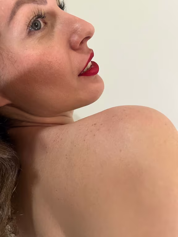 Kaya Você não quer apenas uma massagem, leia e entenda
