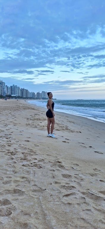 Massoterapeuta - Tantrica e Nuru