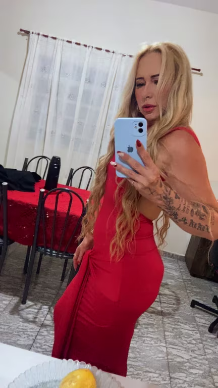 Lucy Luz do descanso ao prazer Nuru relaxante mix entre tantas outras.